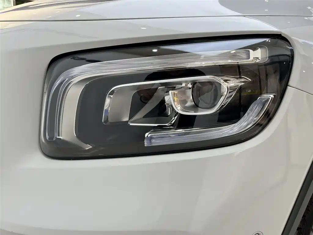 Mercedes-Benz GLB 2021 GLB 200 Dynamic фото 6