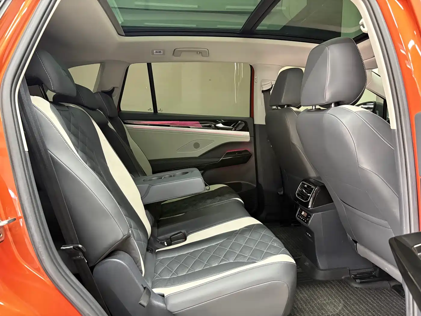 Volkswagen ID.6 CROZZ 2021 Launch Edition фото 7