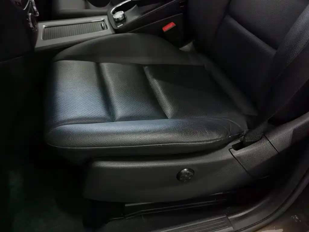 Mercedes-Benz GLK-Class 2013 GLK 300 4MATIC Dynamic Sunroof фото 20