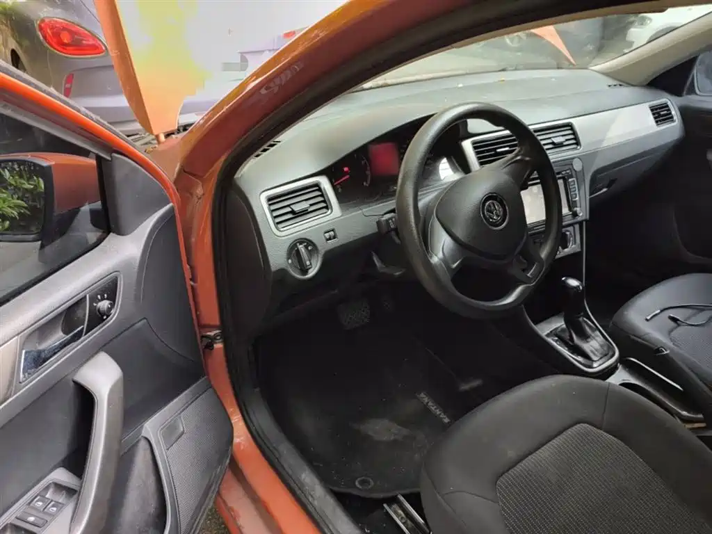 Volkswagen Santana 2015 Gran Santana 1.6L Automatic Trend фото 14