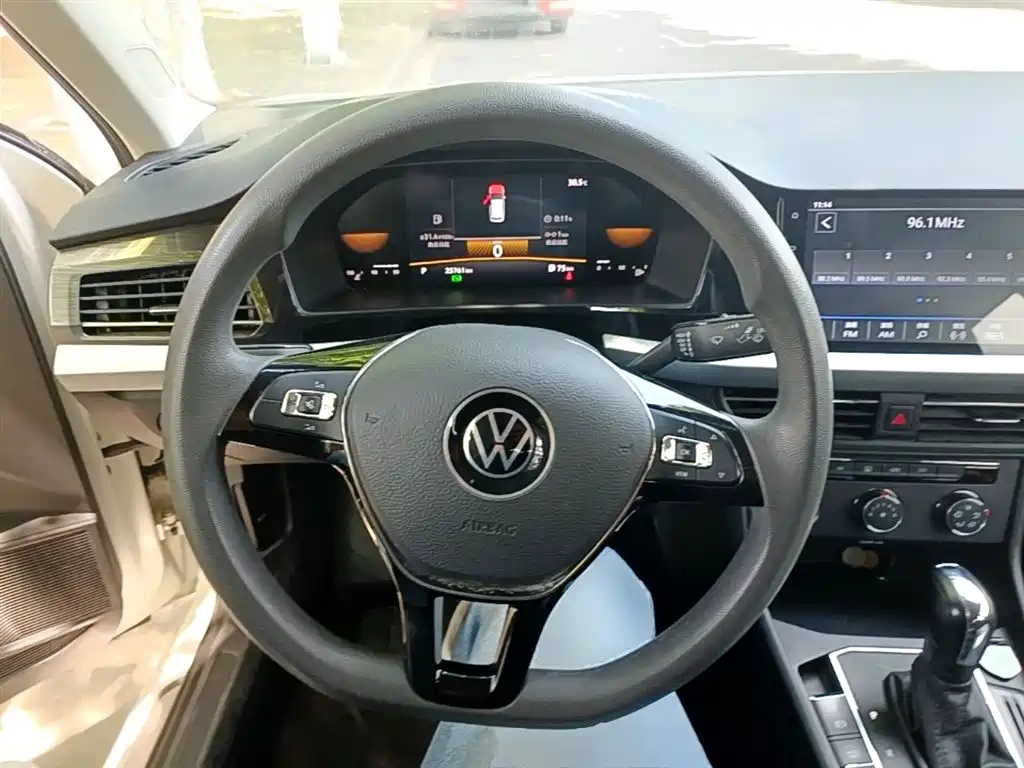 Volkswagen Lavida 2022 280TSI DSG Comfort Edition фото 11