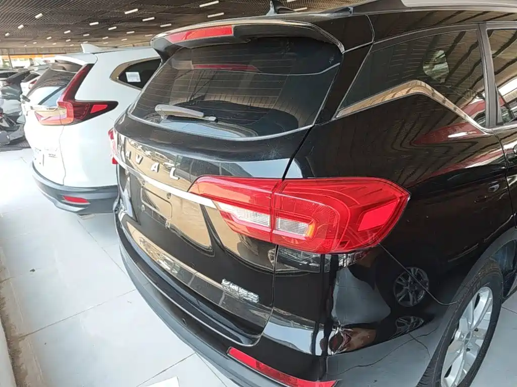 Фото 6 - Haval M6