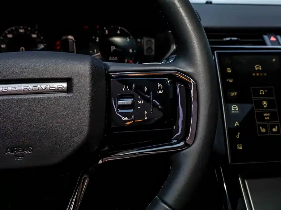 Land Rover Range Rover Velar 2024 Dynamic SE фото 16