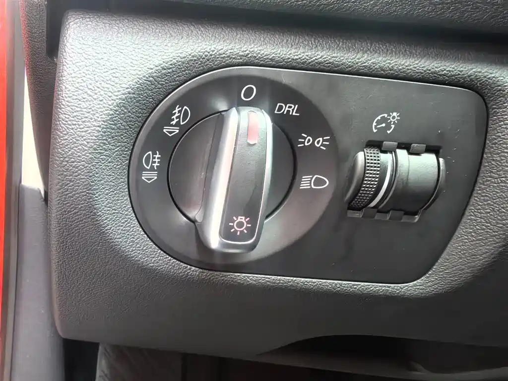 Audi A3 (Import) 2013 Sportback 30 TFSI Luxury фото 7