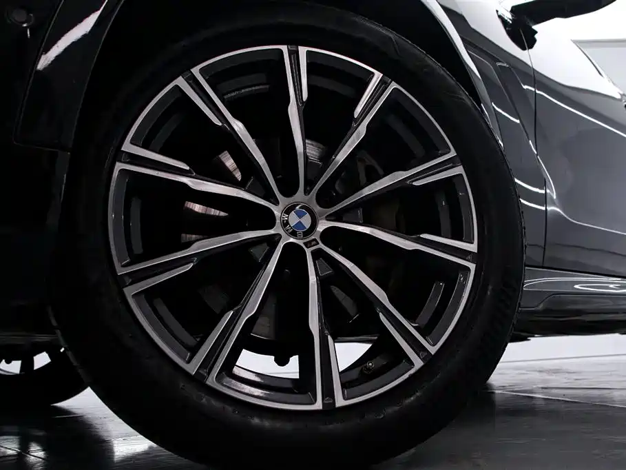 BMW X6 2022 Facelift xDrive40i M Sport Package фото 16