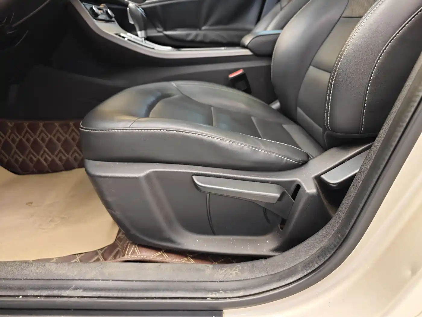 GEELY AUTOMOBILE EMGRAND GL