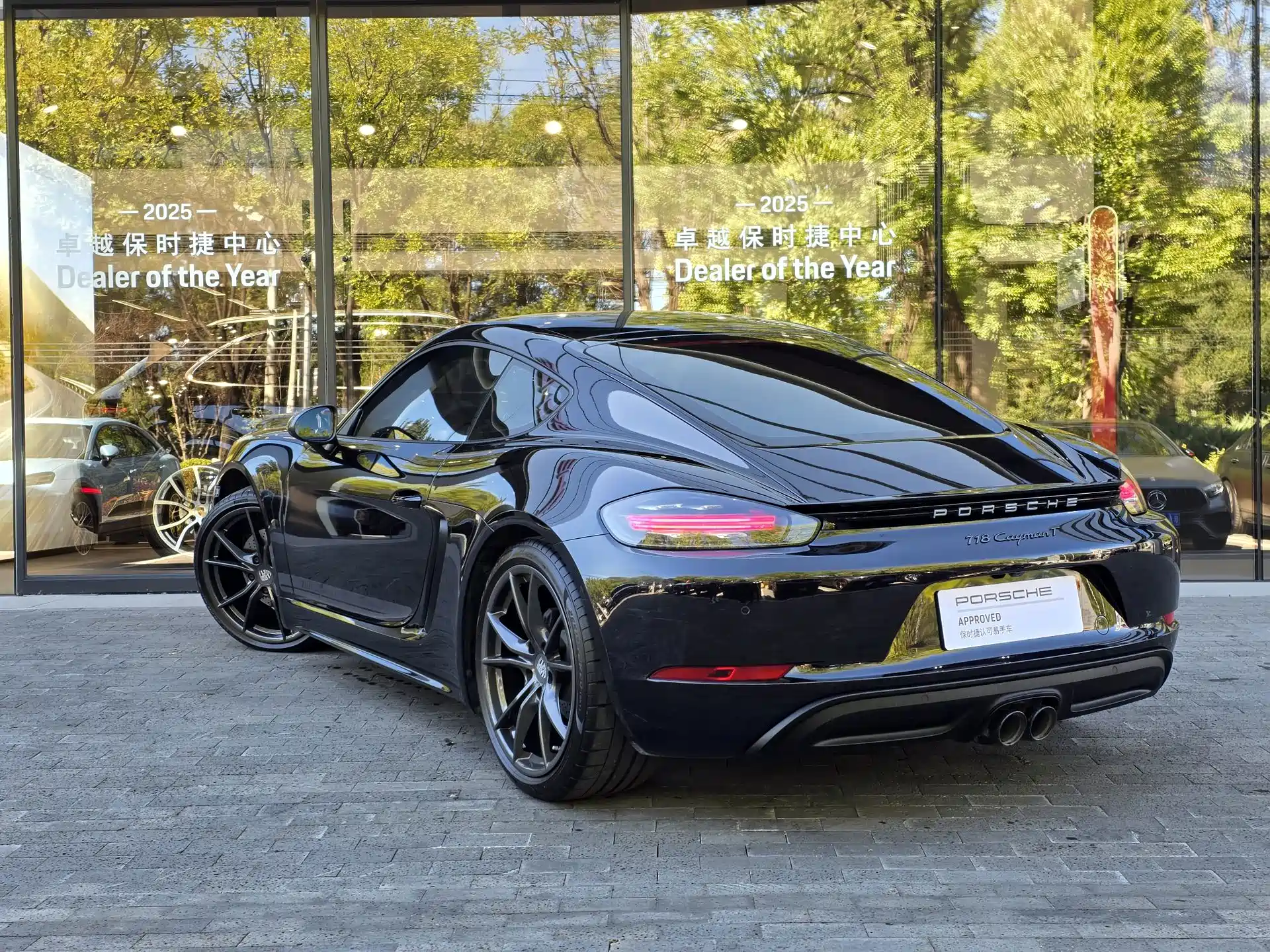 Фото 2 - Porsche 718