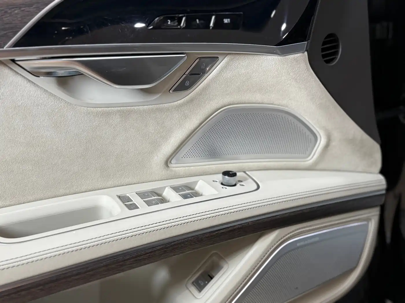 Audi A8 2021 A8L 55 TFSI quattro Premium фото 19
