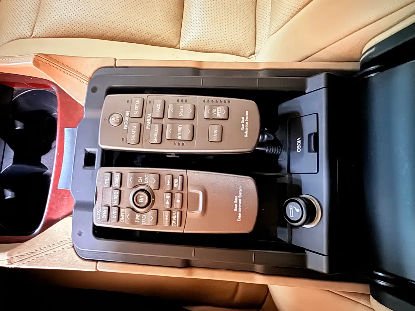 Lexus LS 2006 460L Premium Edition фото 24