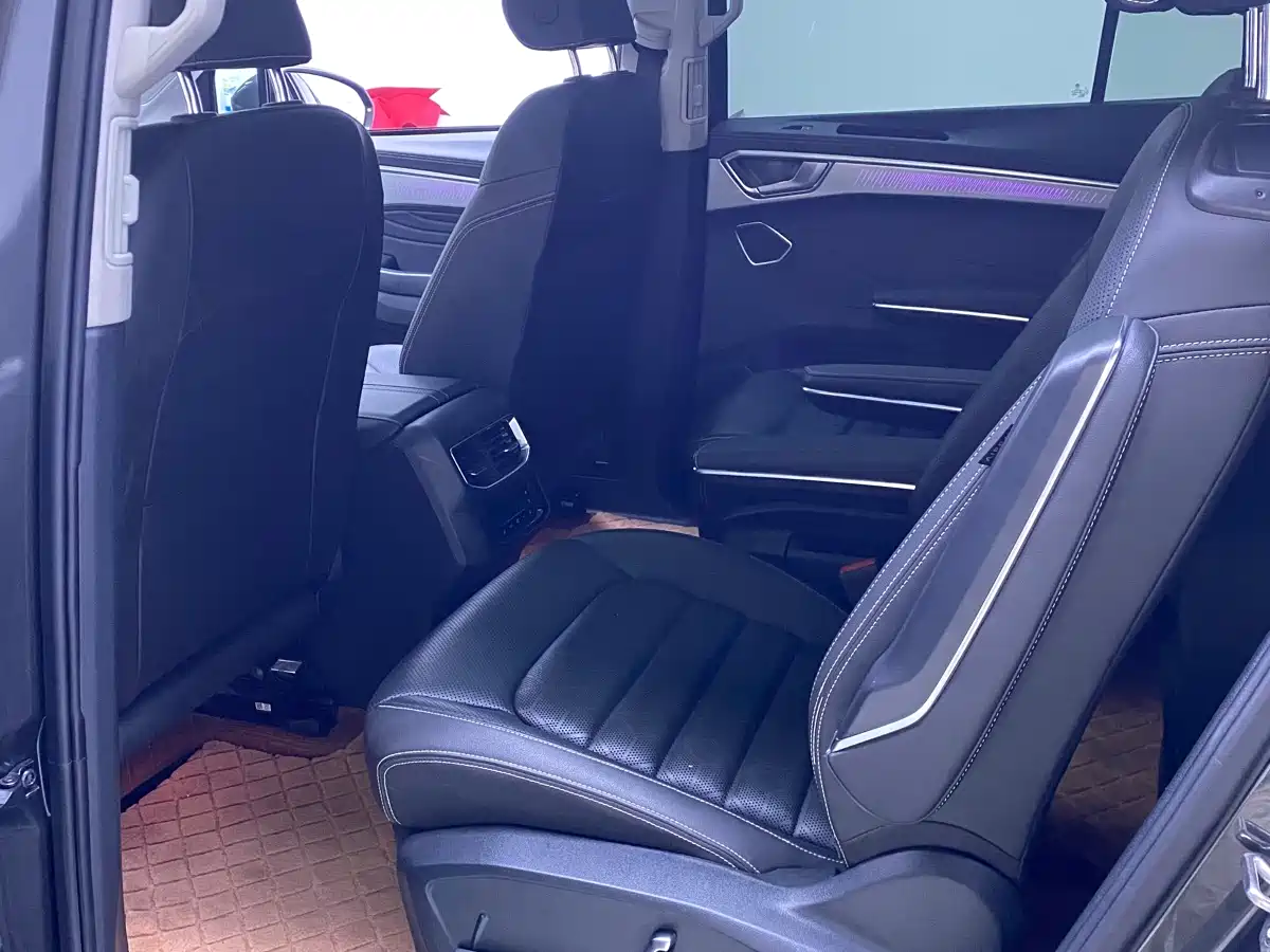 Volkswagen Talagon 2021 380TSI 4WD Luxury Premium Edition Pro фото 5