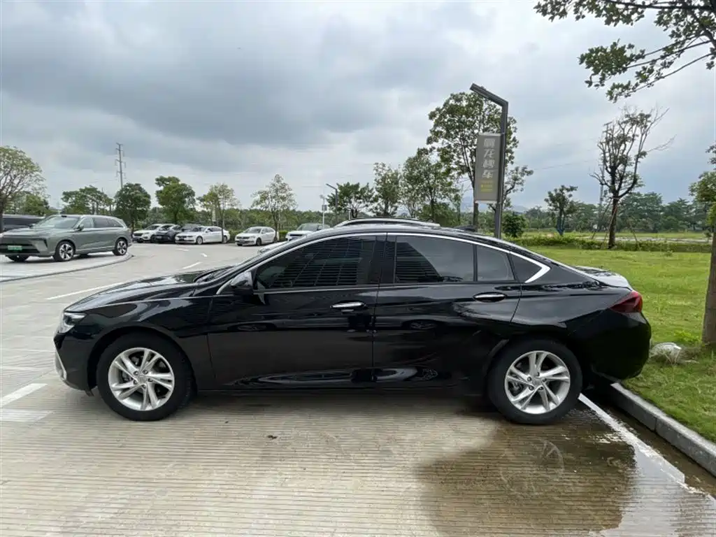 Buick Regal 2024 25T Ultra Comfort Edition фото 9