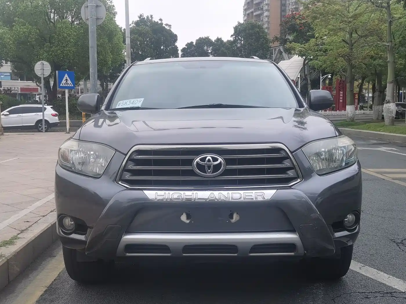 Toyota Highlander 2011 2.7L 2WD 7-seat Luxury фото 2
