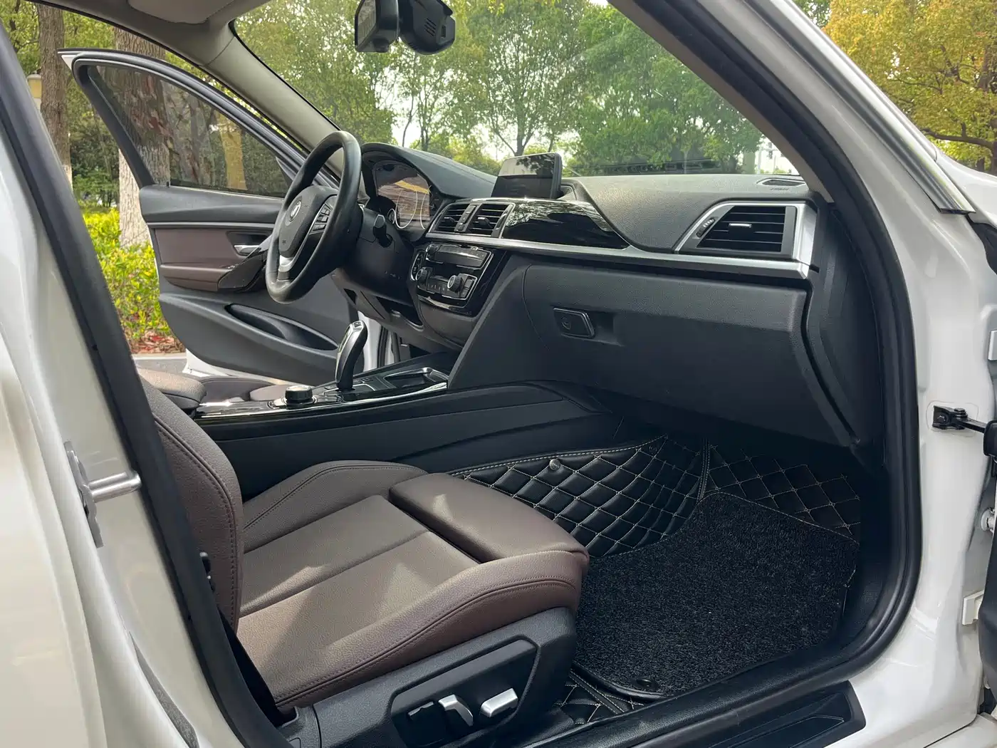 BMW 3 Series 2018 320Li Fashion Style фото 9
