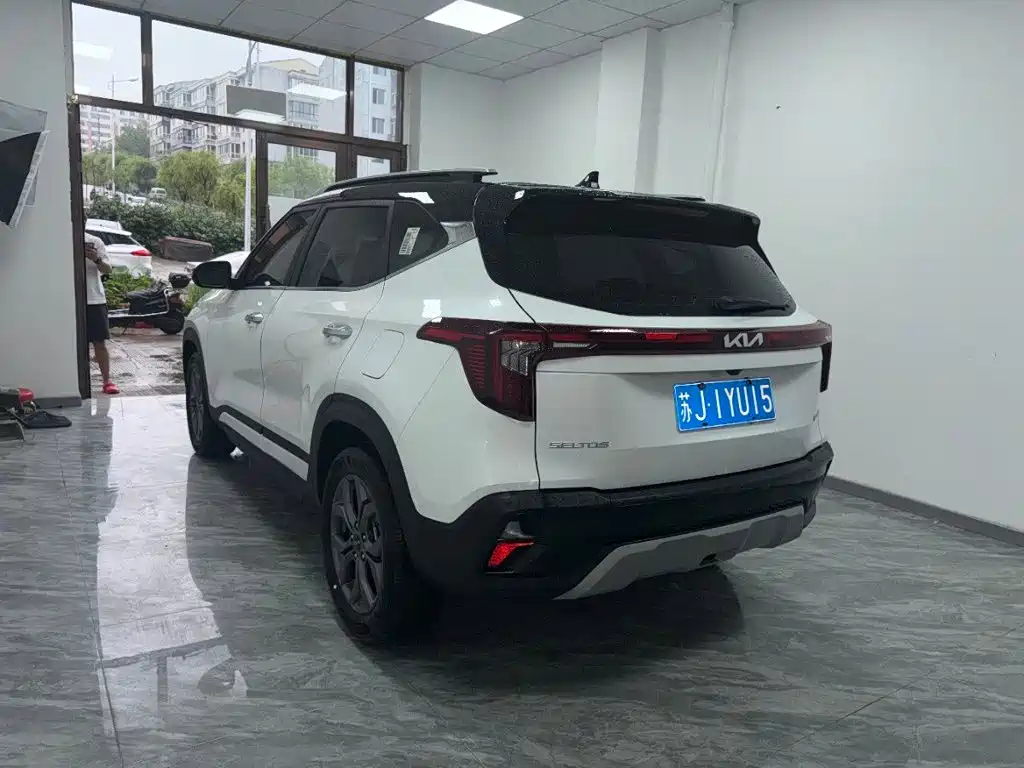 Kia Seltos 2026 2023 1.5L CVT Luxury Edition