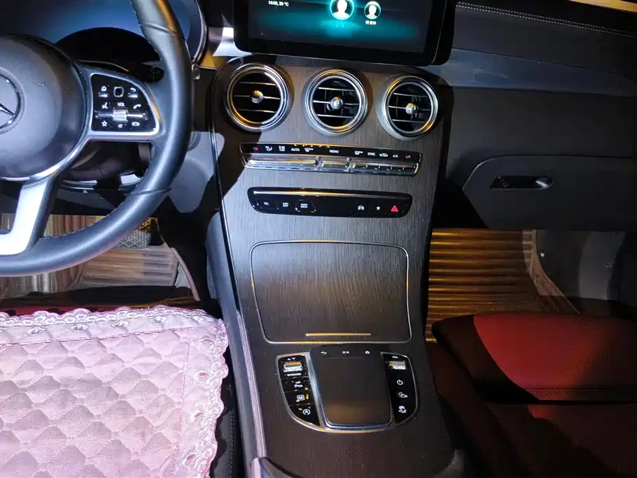 Mercedes-Benz GLC Coupe 2022 Facelift GLC 300 4MATIC Coupe SUV фото 16