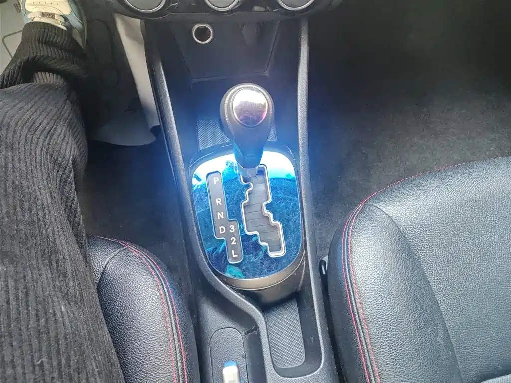 Kia K2 2015 Sedan 1.4L AT GLS фото 10