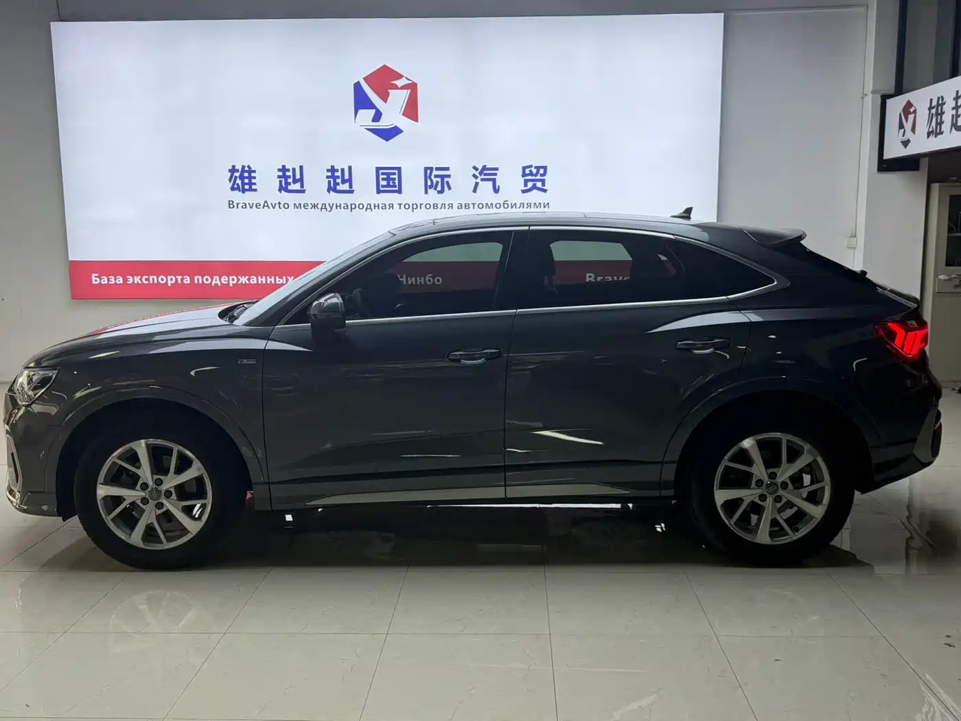 Audi Q3 Sportback 2020 35 TFSI Progressive фото 4