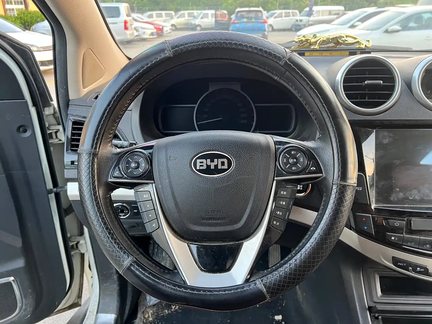 BYD S7 2016 1.5T Manual Premium Model фото 7