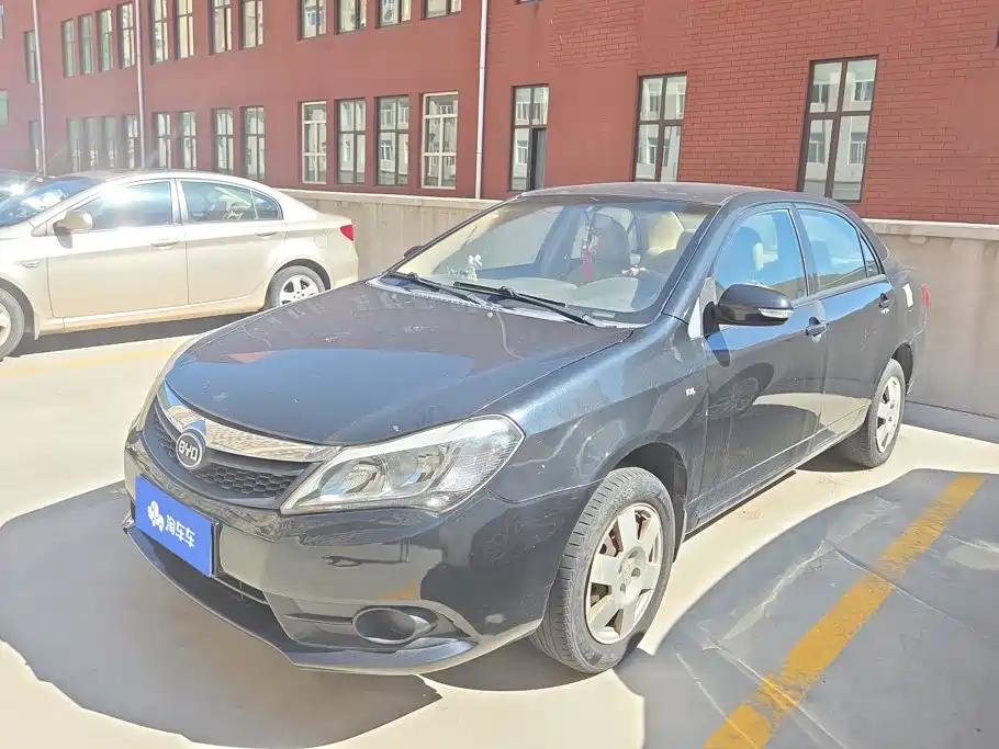 Фото 1 - BYD F3
