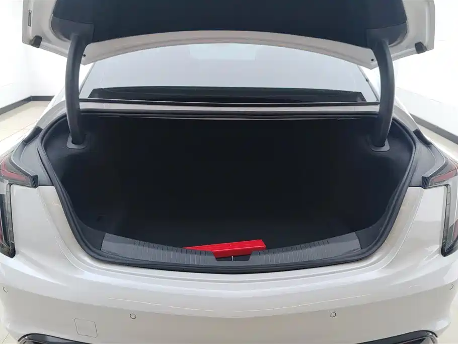 Cadillac CT5 2023 28T Platinum Style фото 4