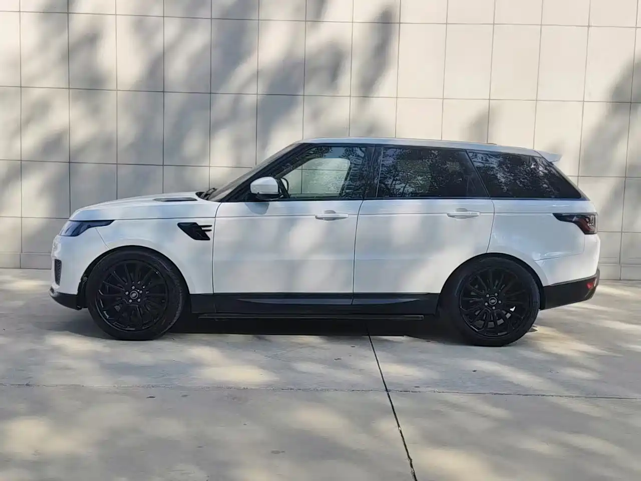 Фото 7 - Land Rover Range Rover Sport