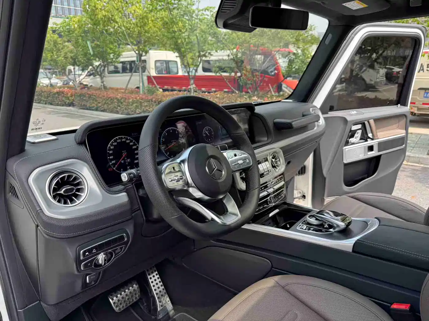 Mercedes-Benz G-Class 2023 G 500 фото 7