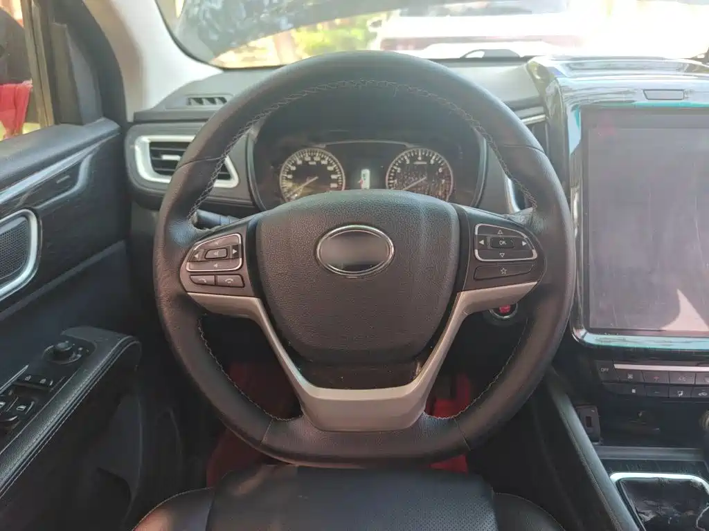 SWM Motor SWM X7 2018 2017 1.5T Manual Inter Milan 110th Anniversary Edition (7-seater)