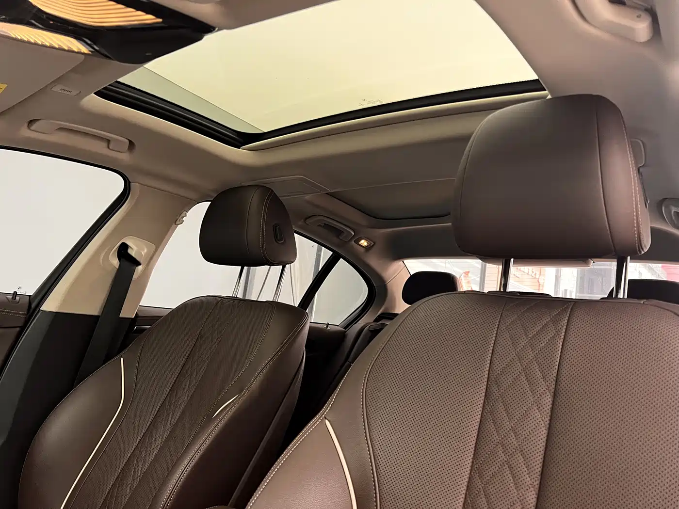BMW 5 Series 2022 530Li Leading M Sport Package фото 7