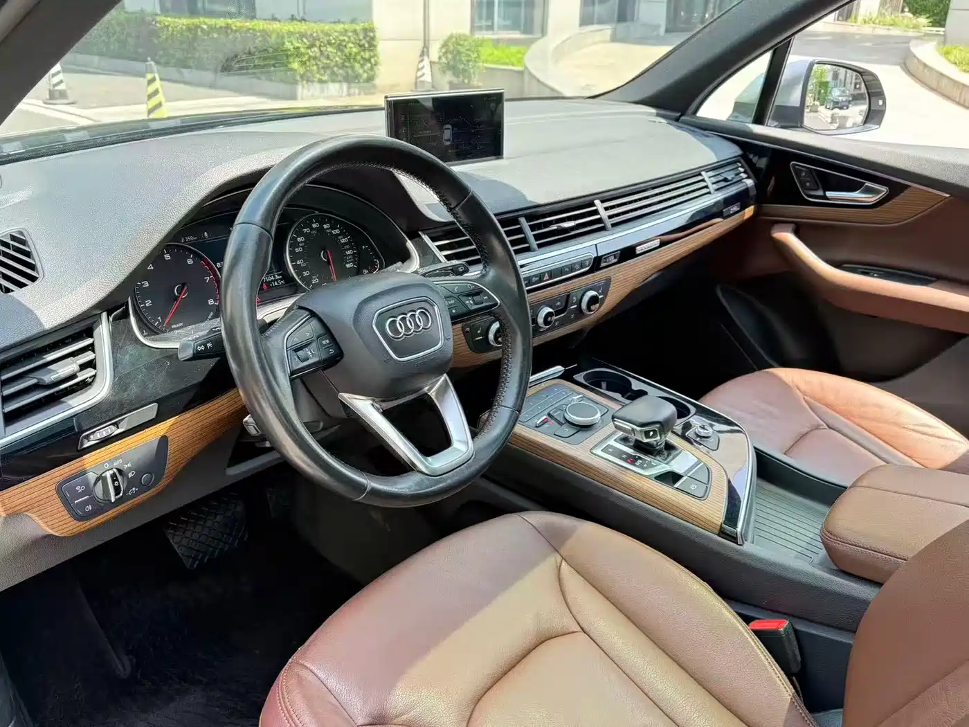 Фото 7 - Audi Q7