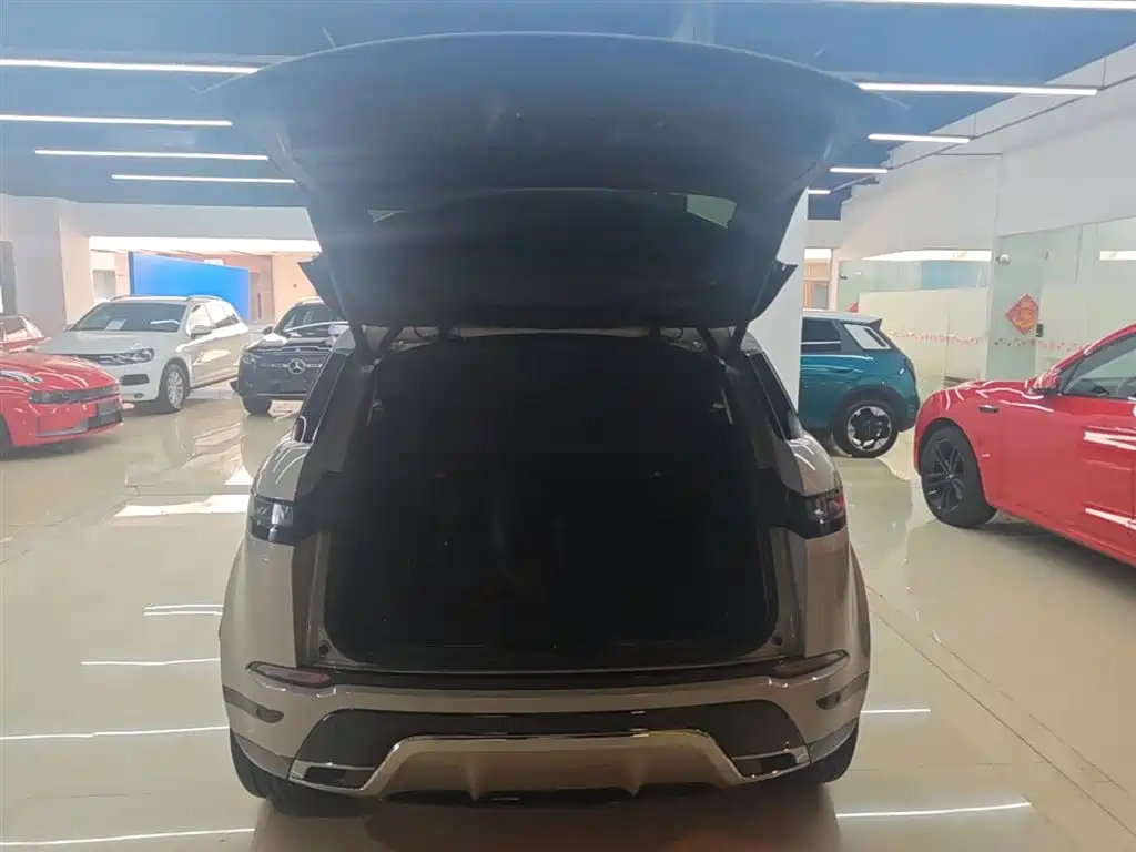 Land Rover Range Rover Evoque 2021 Range Rover Evoque L 249PS R-Dynamic SE Luxury Edition фото 19