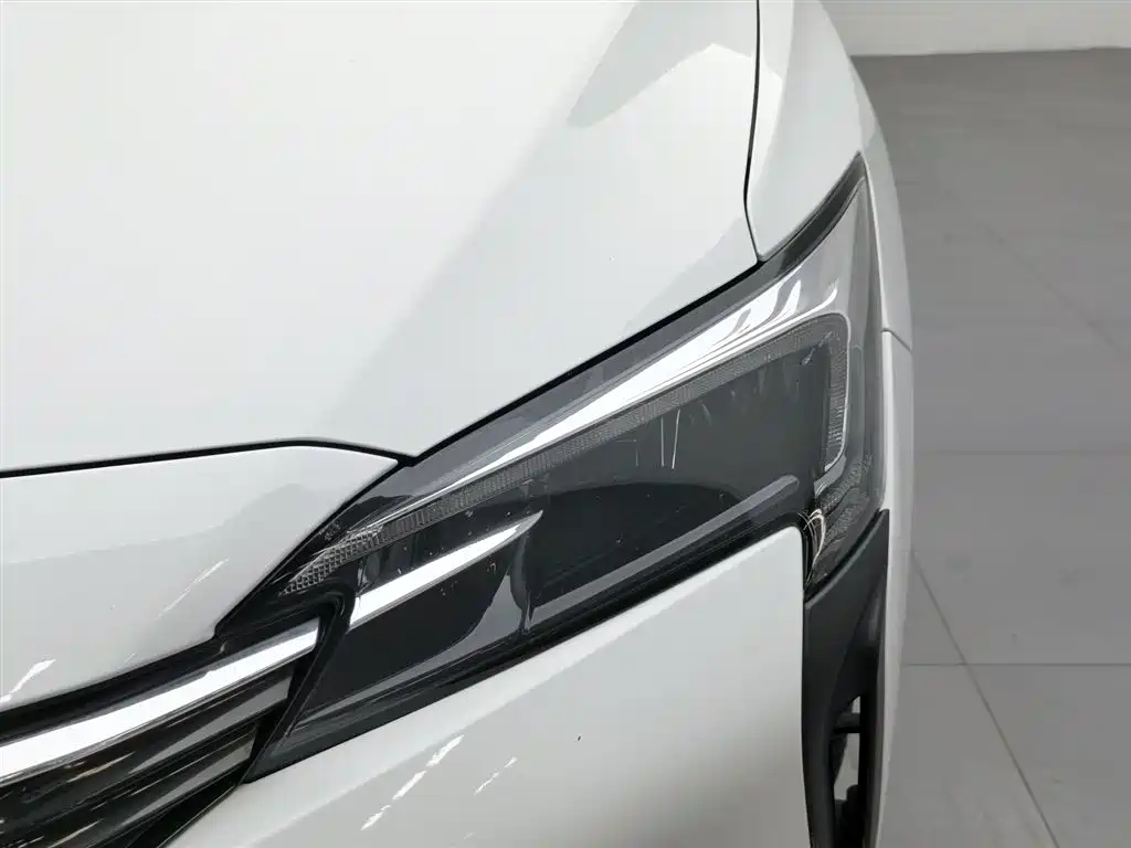 Buick Velite 6 2020 Plug-in Hybrid Connected Smart Edition фото 7
