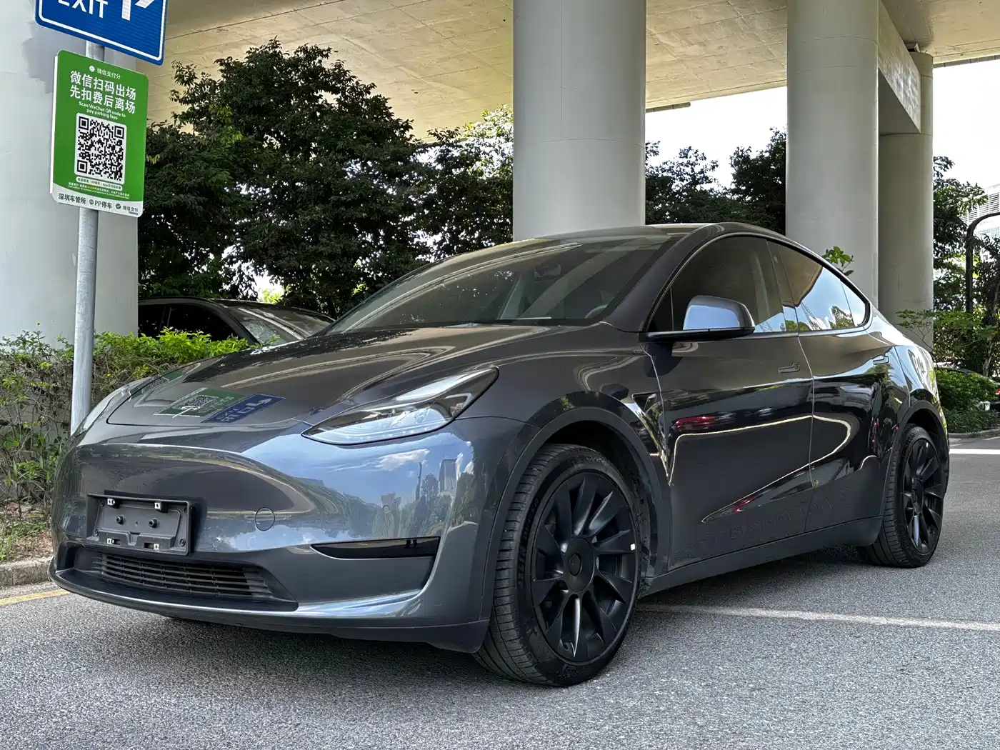 Tesla Model Y 2022 Rear-Wheel Drive Version