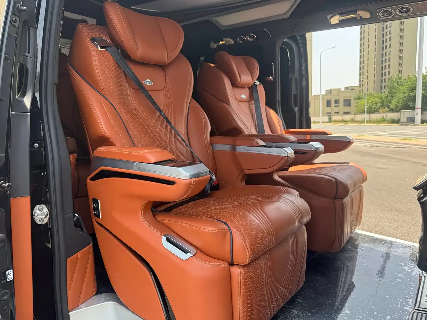 Mercedes-Benz Vito 2026 2023 2.0T Business 7-Seater