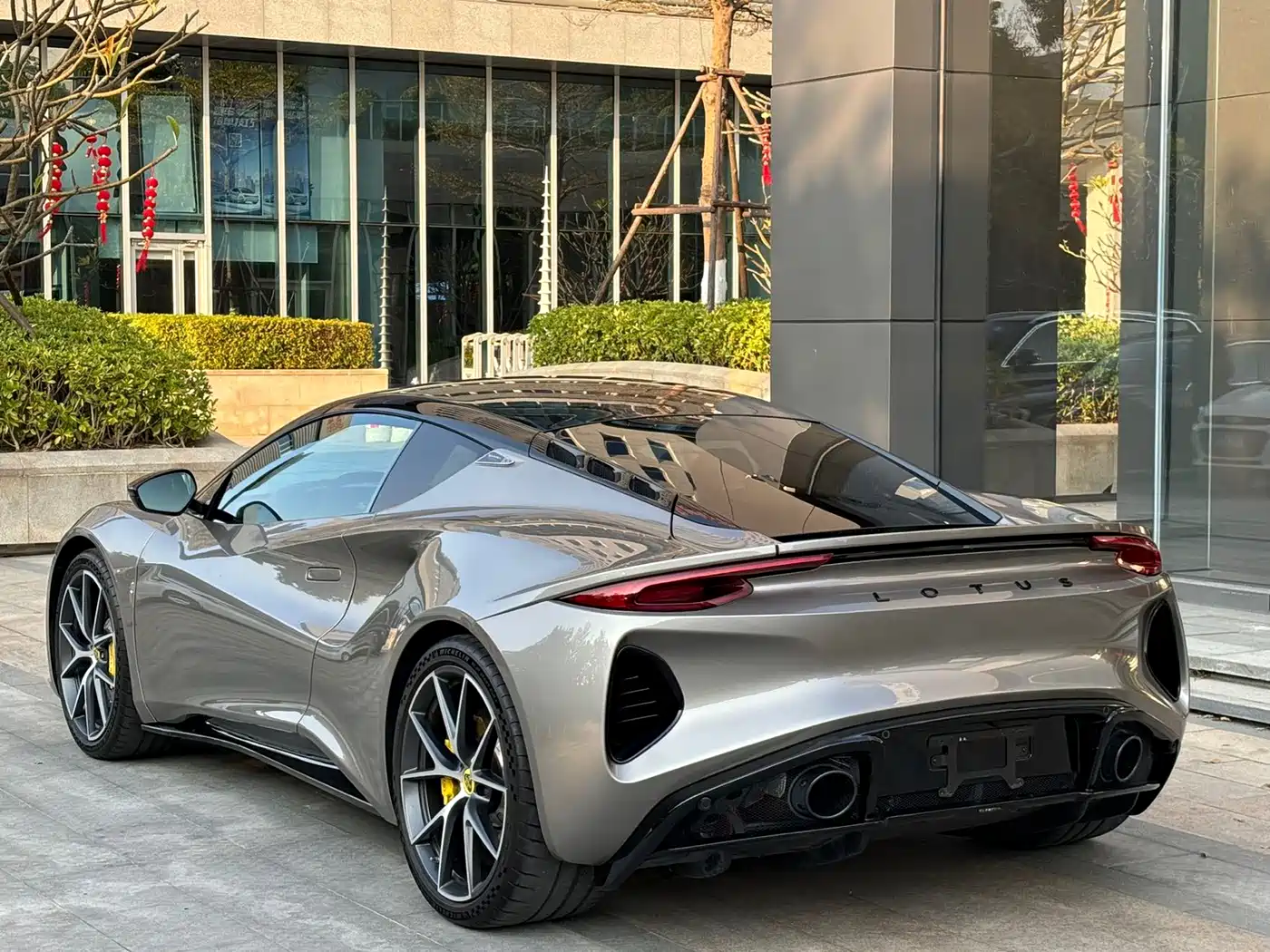 Lotus EMIRA 2025 2021 2.0T DCT First Edition