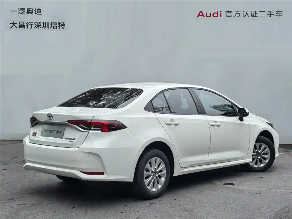 Toyota Corolla 2019 1.2T S-CVT GL Pioneer Edition фото 5
