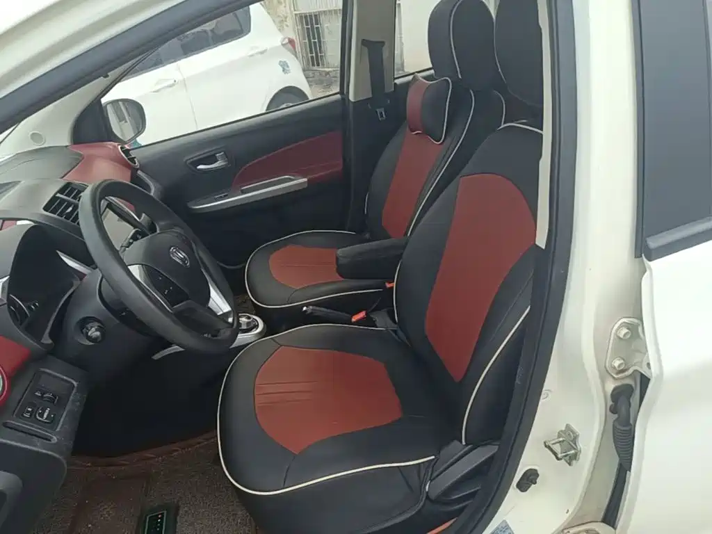 Changan Benben 2017 2015 1.4L IMT Premium (China V)