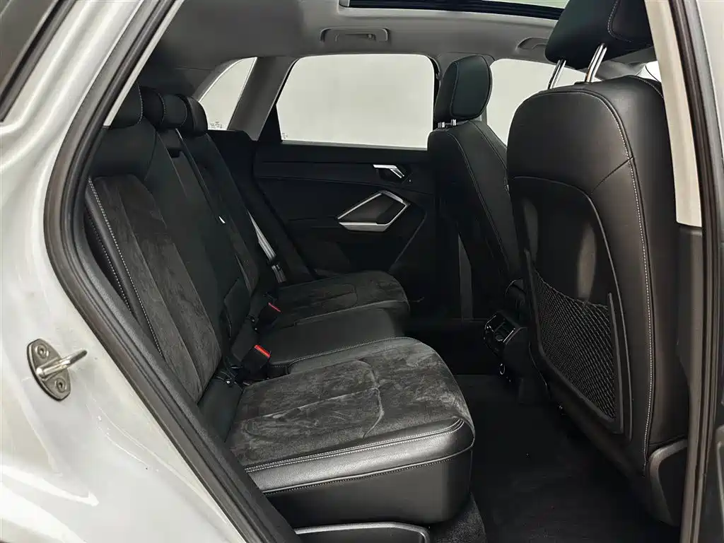 Audi Q3 2022 35 TFSI Fashion Dynamic фото 23