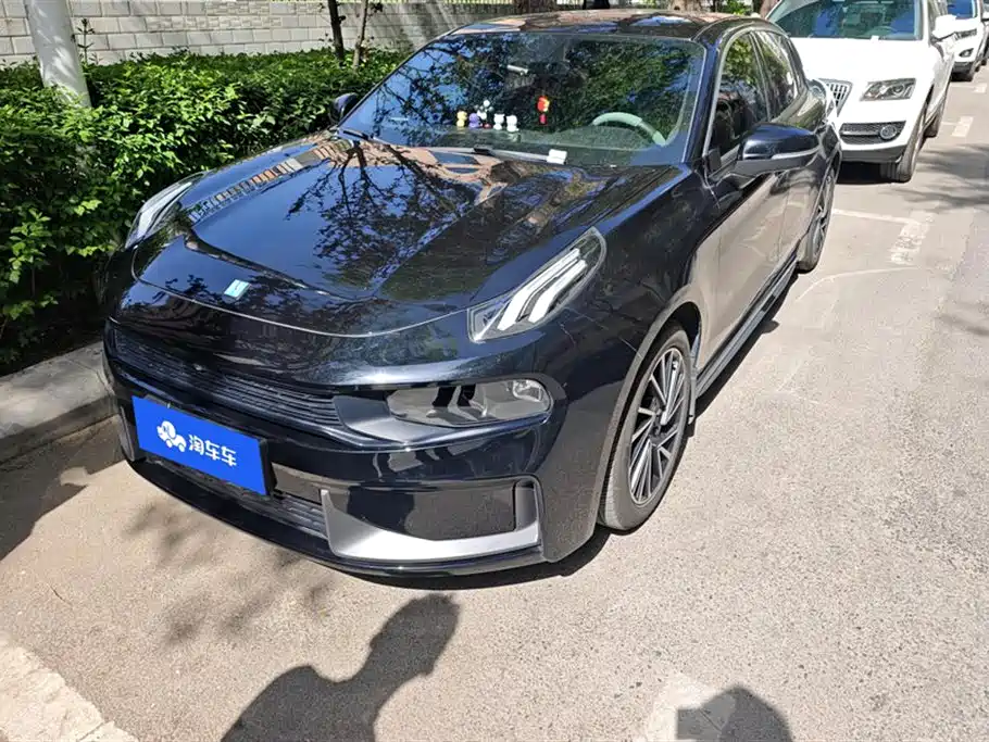 Lynk & Co 03 2021 2.0TD Auto Jin Plus
