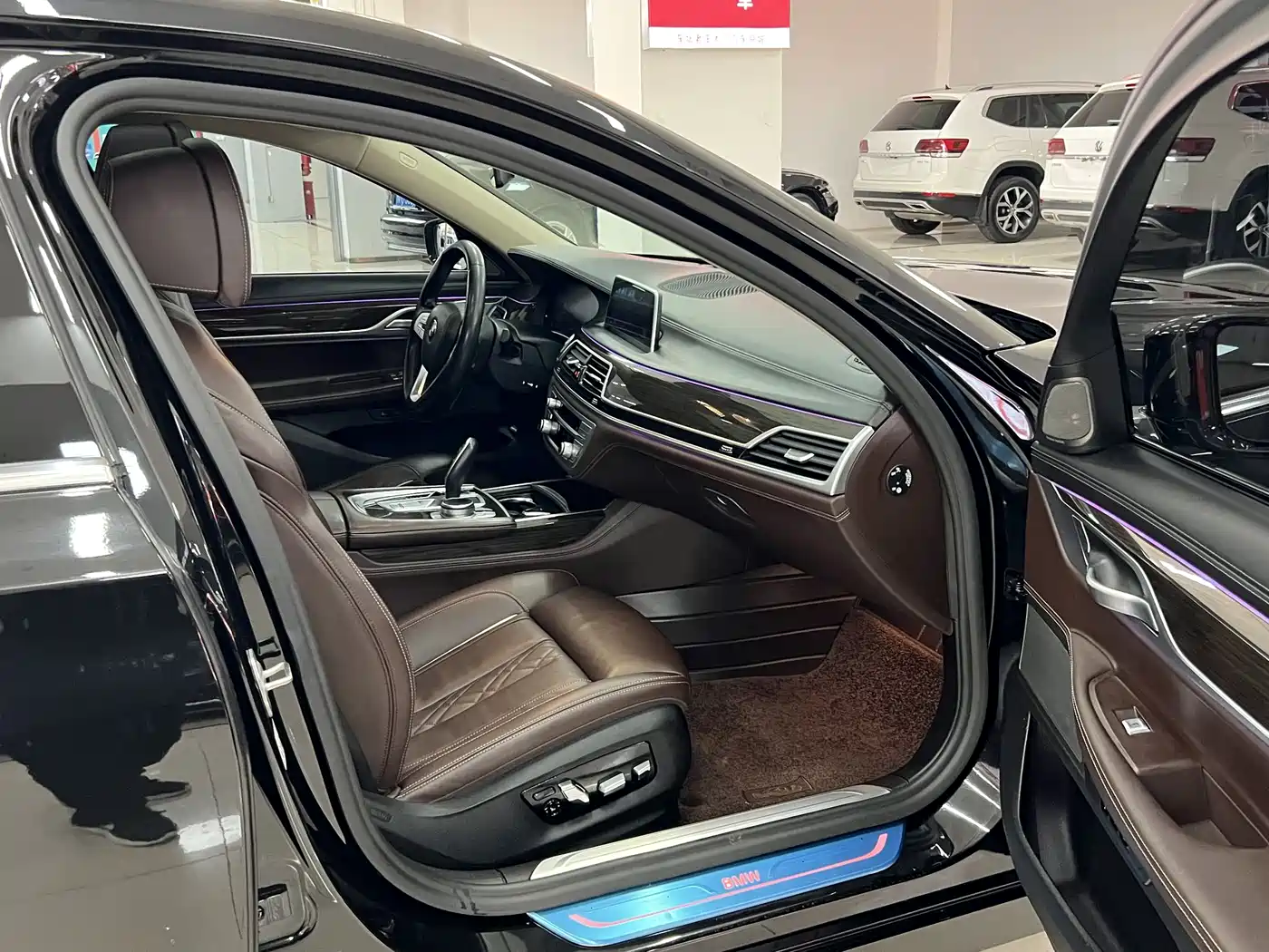 BMW 7 Series 2019 Facelift 730Li Luxury Package фото 10