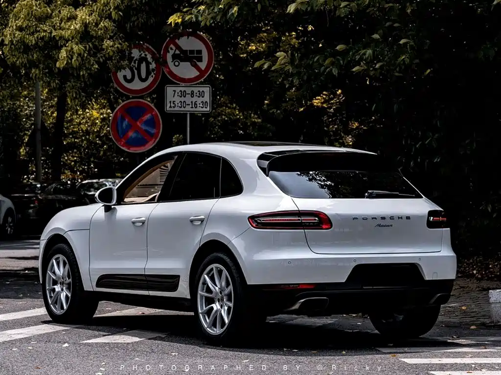 Porsche Macan 2014 Macan 2.0T фото 13