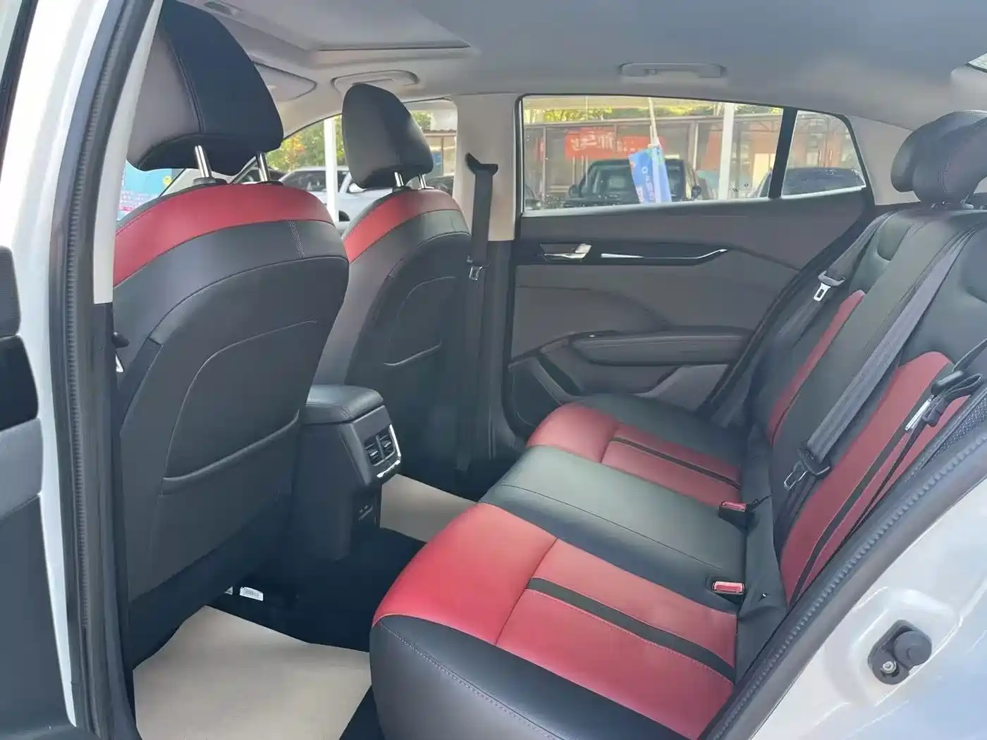 Dongfeng Aeolus Yixuan 2019 2020 230T Automatic Xuanyue Edition