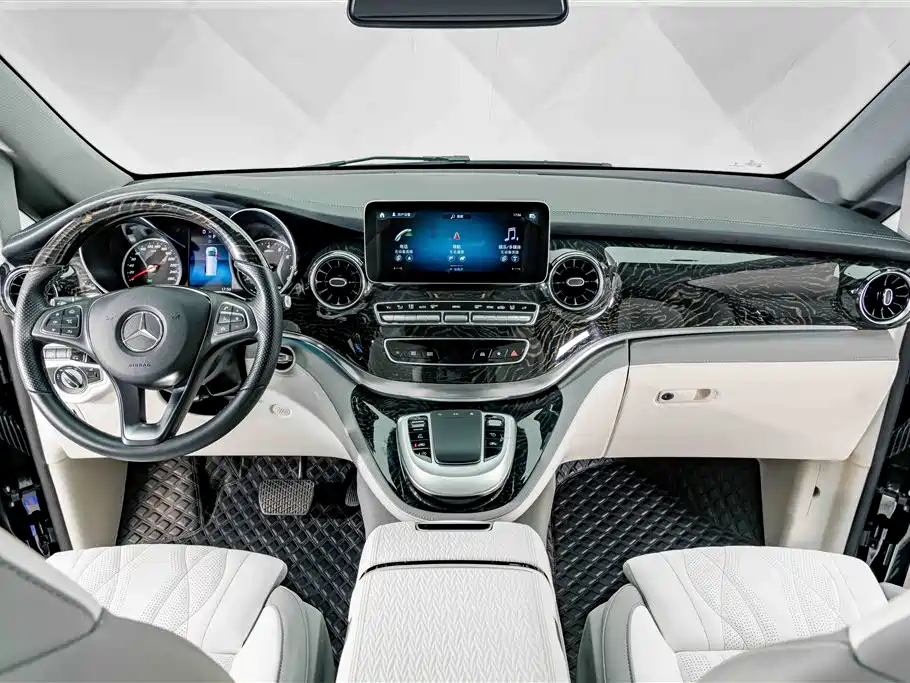 Mercedes-Benz V-Class 2022 V 260 L Long Wheelbase Prestige Edition фото 12