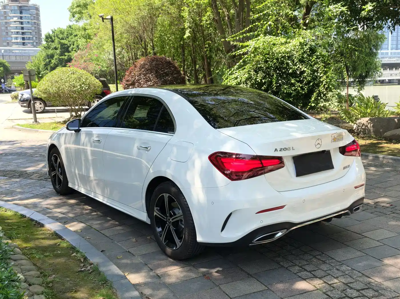 Mercedes-Benz A-Class 2025 Facelift A 200 L Fashion Edition фото 9