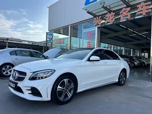 Mercedes-Benz C-Class 2019