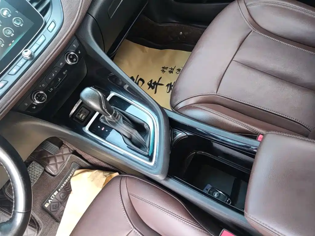 Buick GL6 2019 18T 6-seat Connected Luxury China VI фото 14