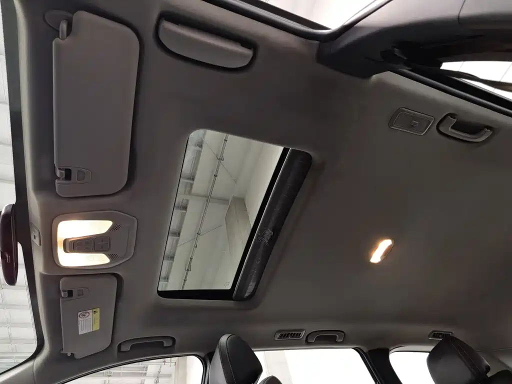 Photo 14 - Maxus Maxus G50