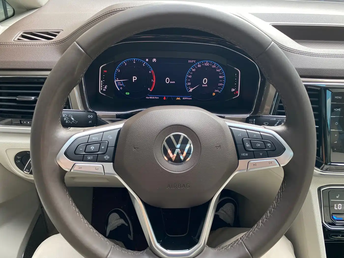 Volkswagen Viloran 2020 2020 380TSI Premium