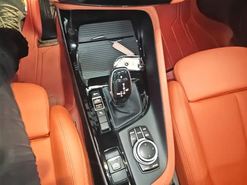 BMW X2 2021 Facelift sDrive25i M Sport Package фото 14