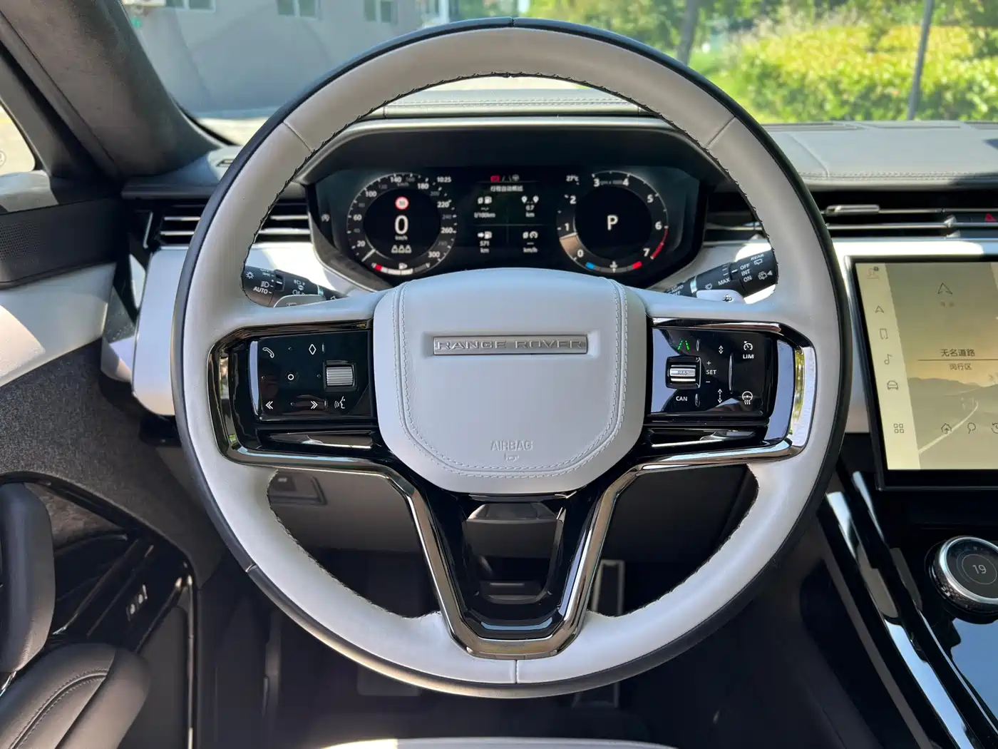 Land Rover Range Rover Sport 2023 400PS Launch Edition фото 18