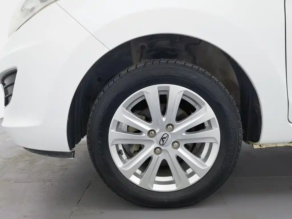 Cowin Kaiyi C3 2017 2015 1.5L Manual Gold Diamond